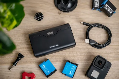 ładowarka-trójkanałowa-newell-usb-c-do-gopro-5-6-7-8-9-10-11 (6).jpg