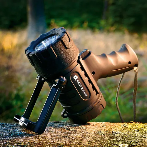 ladowalny-szperacz-led-everactive-sl-500r-hammer-7.jpg